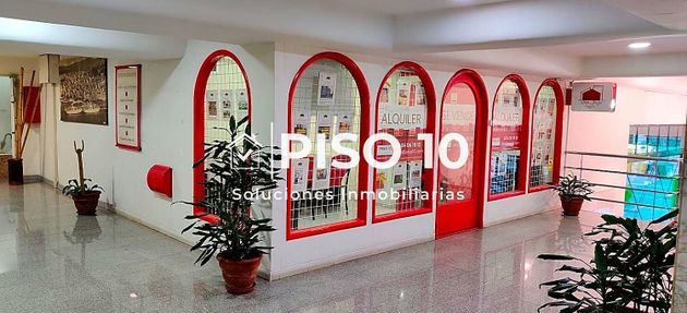 Foto 1 de Alquiler de oficina en avenida Das Camelias con aire acondicionado