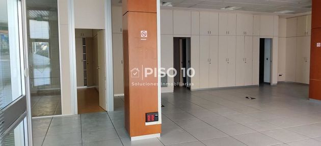Foto 2 de Local en alquiler en Travesía de Vigo - San Xoán de 158 m²