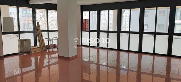 Foto 1 de Alquiler de oficina en Alcabre - Navia - Comesaña de 47 m²