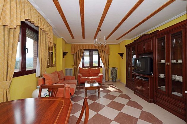 Foto 2 de Dúplex en venda a calle Ramón y Cajal de 3 habitacions amb terrassa i calefacció