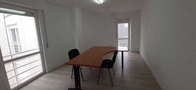Foto 2 de Oficina en venda a calle De Francos de 88 m²