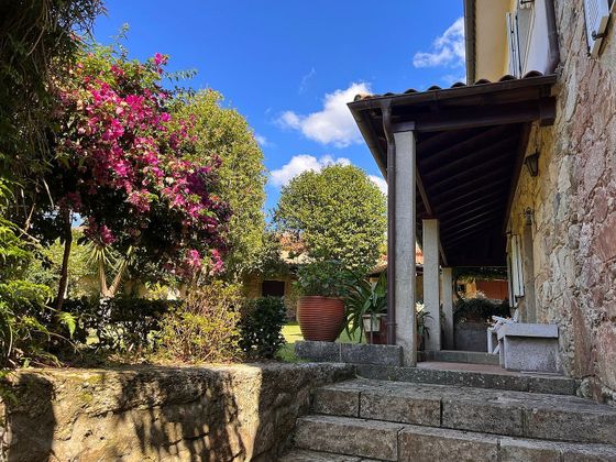 Foto 1 de Casa en venda a calle Aldea Sueiro de 3 habitacions amb terrassa i garatge