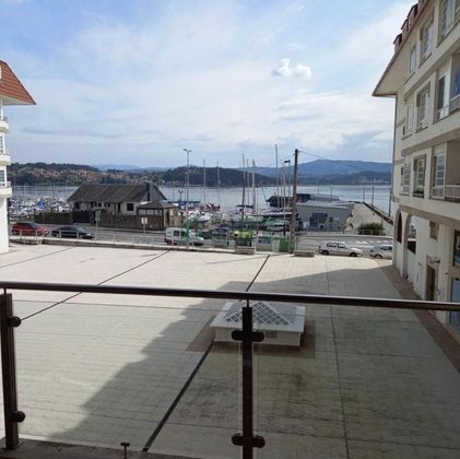Foto 2 de Pis en venda a Poio de 2 habitacions amb terrassa i balcó