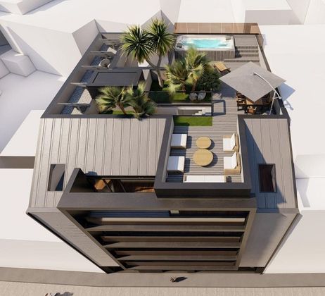 Foto 2 de Dúplex en venda a Zona de Plaza de Barcelos de 3 habitacions amb terrassa i piscina