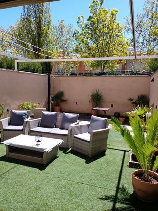 Foto 1 de Piso en venta en calle Viejo de Alarcos de 2 habitaciones con terraza y piscina