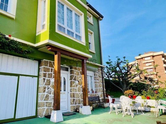 Foto 1 de Xalet en venda a Valdenoja - La Pereda de 7 habitacions amb garatge i jardí