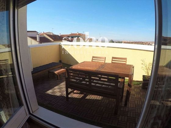 Foto 2 de Àtic en venda a Cabrerizos de 3 habitacions amb terrassa i garatge