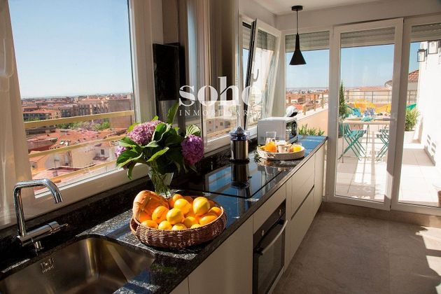 Foto 1 de Àtic en venda a Salesas - Labradores de 3 habitacions amb terrassa i ascensor