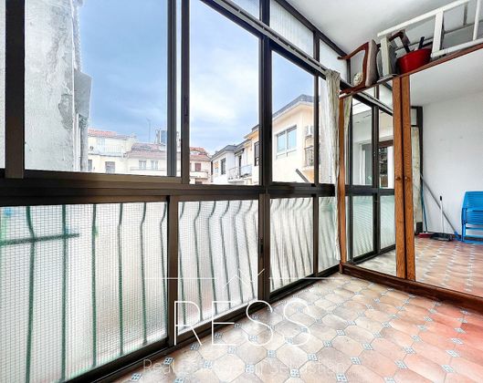 Foto 2 de Pis en venda a calle Kolon Pasealekua de 2 habitacions amb terrassa i garatge