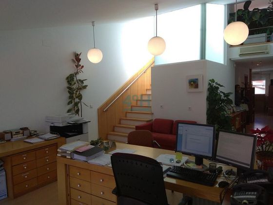 Foto 2 de Oficina en alquiler en Casco Viejo con aire acondicionado y ascensor