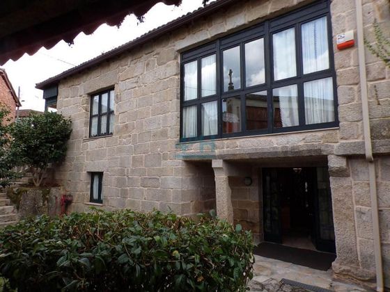 Foto 1 de Casa en venda a Pereiro de Aguiar (O) de 6 habitacions amb piscina i jardí