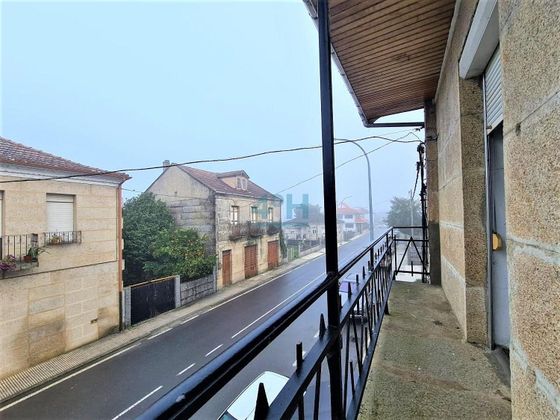 Foto 1 de Casa en venda a Castrelo de Miño de 3 habitacions amb balcó