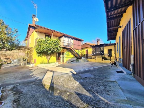 Foto 1 de Casa en venda a Pereiro de Aguiar (O) de 5 habitacions amb terrassa i jardí