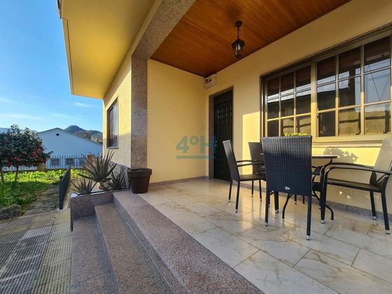 Foto 2 de Chalet en venta en Barbadás de 4 habitaciones con terraza y garaje