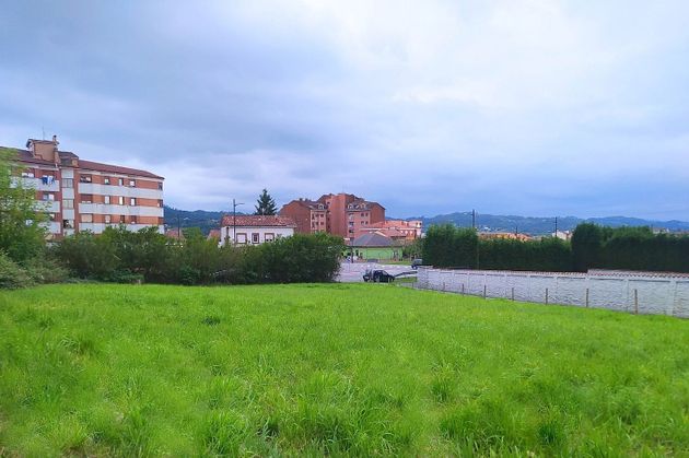 Foto 1 de Venta de terreno en avenida De Oviedo de 1438 m²