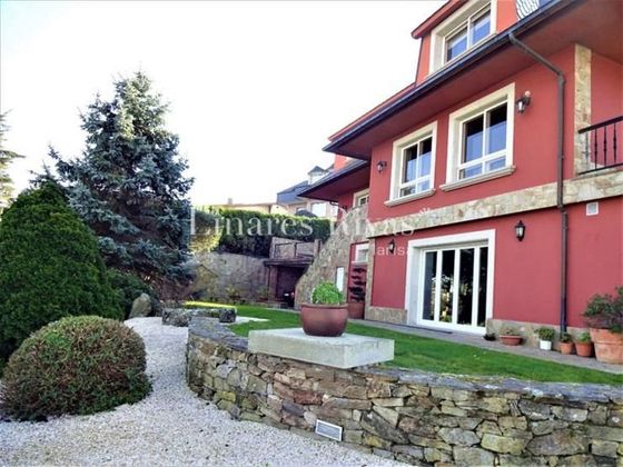 Foto 1 de Xalet en venda a Elviña - A Zapateira de 7 habitacions amb terrassa i jardí