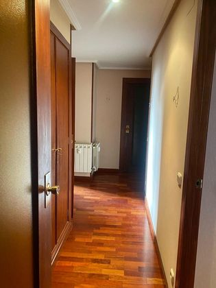 Foto 2 de Pis en lloguer a avenida Del Padre Isla de 3 habitacions amb calefacció i ascensor