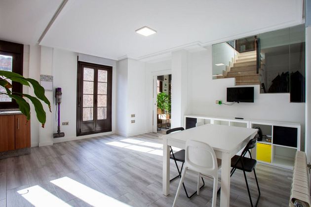 Foto 1 de Dúplex en venda a avenida De Los Cubos de 3 habitacions amb garatge i balcó