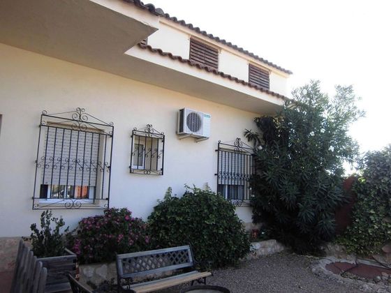 Foto 2 de Casa en venda a Fernan caballero de 5 habitacions amb terrassa i garatge