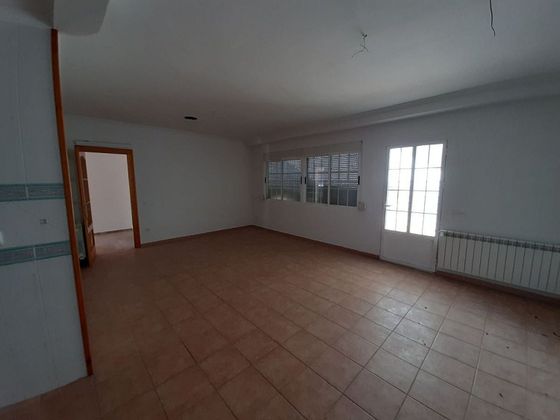Foto 1 de Venta de casa adosada en Almagro de 4 habitaciones con terraza y garaje