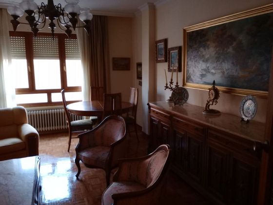 Foto 2 de Pis en venda a Santa María de 4 habitacions amb terrassa i calefacció
