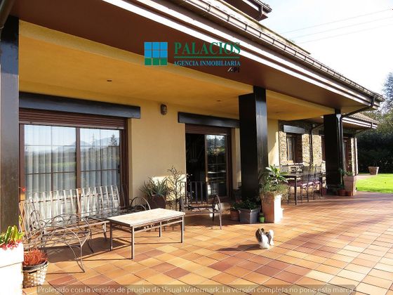 Foto 1 de Venta de chalet en Tenderina Baja - Ventanielles de 4 habitaciones con terraza y piscina