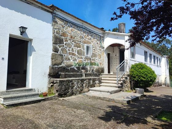 Foto 1 de Casa en venda a Tomiño de 4 habitacions amb jardí i calefacció