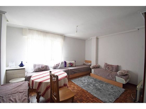 Foto 1 de Pis en venda a Trobajo del Camino de 3 habitacions amb garatge i calefacció