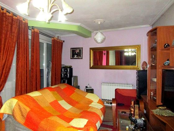 Foto 1 de Dúplex en venta en Betoño - Abetxuko de 3 habitaciones con terraza y calefacción