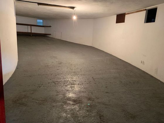Foto 1 de Garatge en venda a calle Diputacion de 25 m²