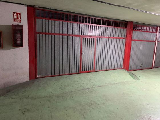 Foto 2 de Venta de garaje en calle Diputacion de 25 m²