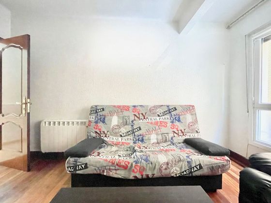 Foto 2 de Piso en venta en Ermua de 2 habitaciones con balcón y calefacción