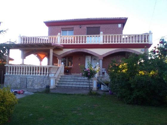 Foto 1 de Xalet en venda a Huércanos de 6 habitacions amb terrassa i garatge