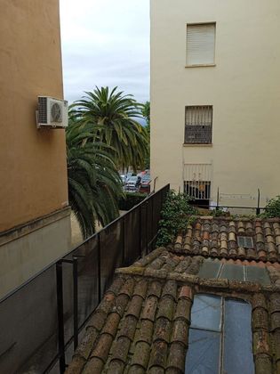 Foto 2 de Piso en venta en Casco Antiguo de 2 habitaciones con balcón y calefacción