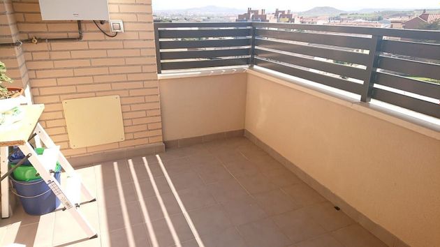 Foto 1 de Pis en venda a Oyón/Oion de 3 habitacions amb terrassa i garatge