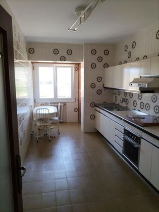 Foto 2 de Piso en venta en Fuenmayor de 4 habitaciones con balcón y calefacción
