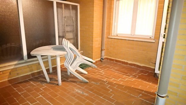 Foto 2 de Venta de dúplex en Villamediana de Iregua de 3 habitaciones con terraza y piscina