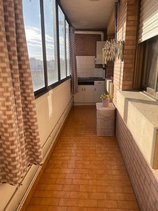 Foto 1 de Venta de piso en Centro - Logroño de 2 habitaciones con terraza y garaje