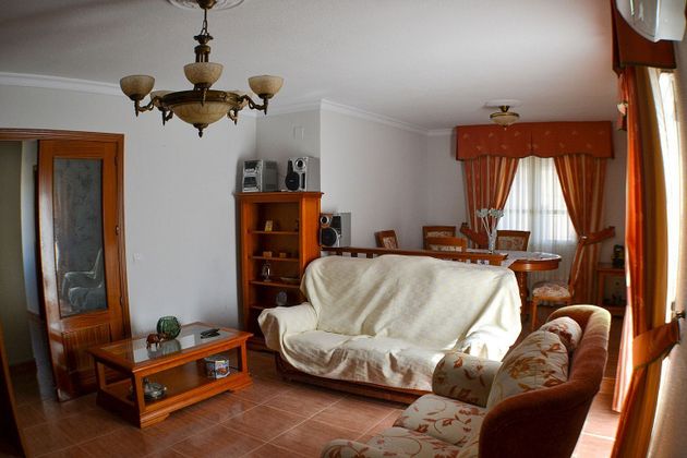 Foto 1 de Venta de chalet en Casarrubios del Monte pueblo de 5 habitaciones con aire acondicionado y calefacción