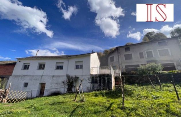 Foto 1 de Casa en venda a calle La Braña de 2 habitacions amb terrassa i jardí