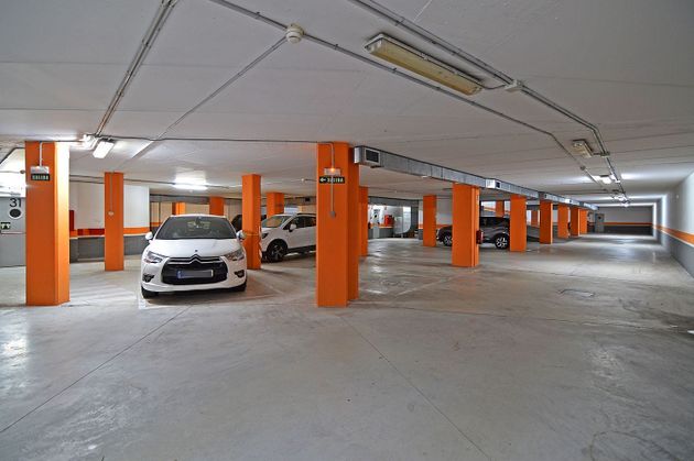 Foto 2 de Garatge en venda a calle Manuel de Falla de 16 m²