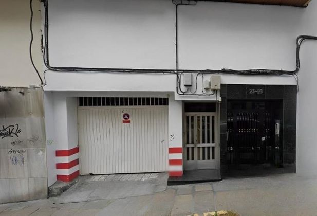 Foto 2 de Venta de garaje en calle Concepción Arenal de 55 m²