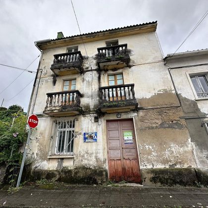Foto 1 de Casa en venda a calle Vilar de 3 habitacions amb jardí i balcó