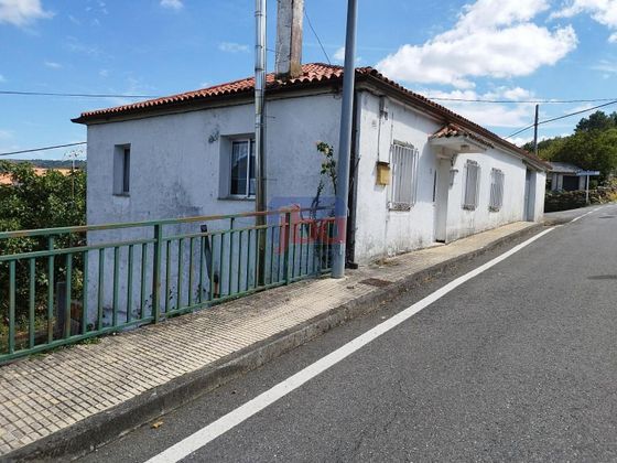 Foto 1 de Xalet en venda a Nogueira de Ramuín de 4 habitacions amb jardí i calefacció
