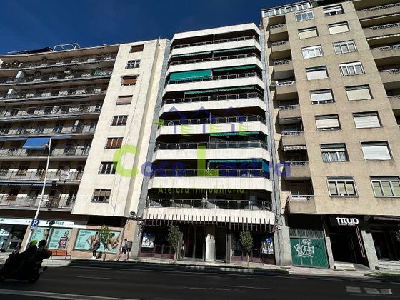 Foto 2 de Pis en venda a Canalejas - Gran Vía de 3 habitacions amb terrassa i balcó