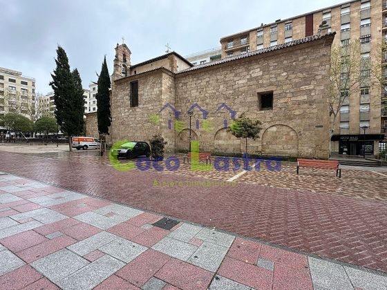 Foto 2 de Local en lloguer a plaza Carmelitas Salamanca de 116 m²