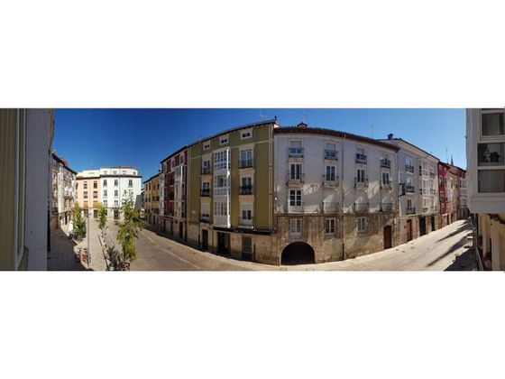 Foto 2 de Piso en venta en Centro - Burgos de 2 habitaciones con balcón y calefacción