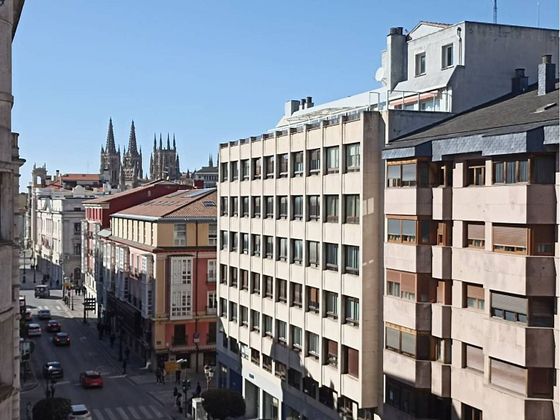 Foto 1 de Venta de piso en Plaza España - Villa Pilar - Reyes Católicos - Vadillos de 4 habitaciones con terraza y calefacción