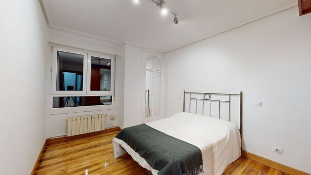 Foto 2 de Piso en venta en Portugalete de 3 habitaciones con garaje y balcón