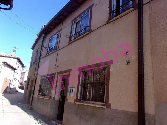 Foto 1 de Casa adossada en venda a Gumiel de Izán de 5 habitacions amb terrassa i garatge